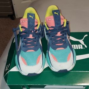 Men's Puma Size 8.5 Gently Used almost new